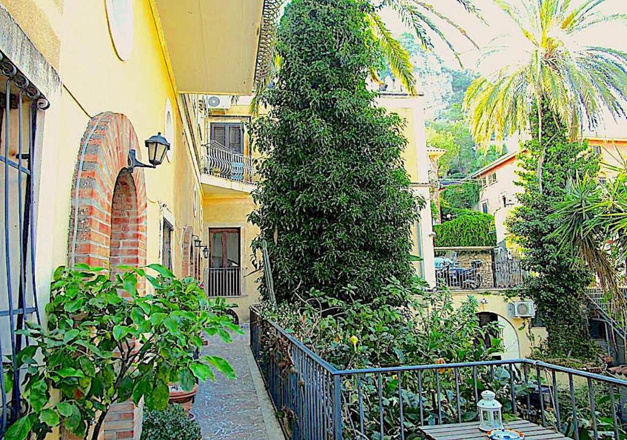 Arche Apartment Taormina Exterior foto